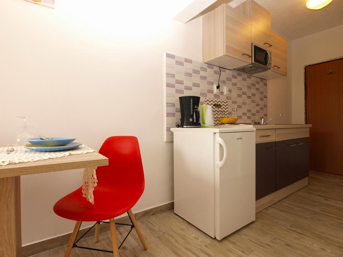 Apartments Davor 1676 Баньоле Екстериор снимка