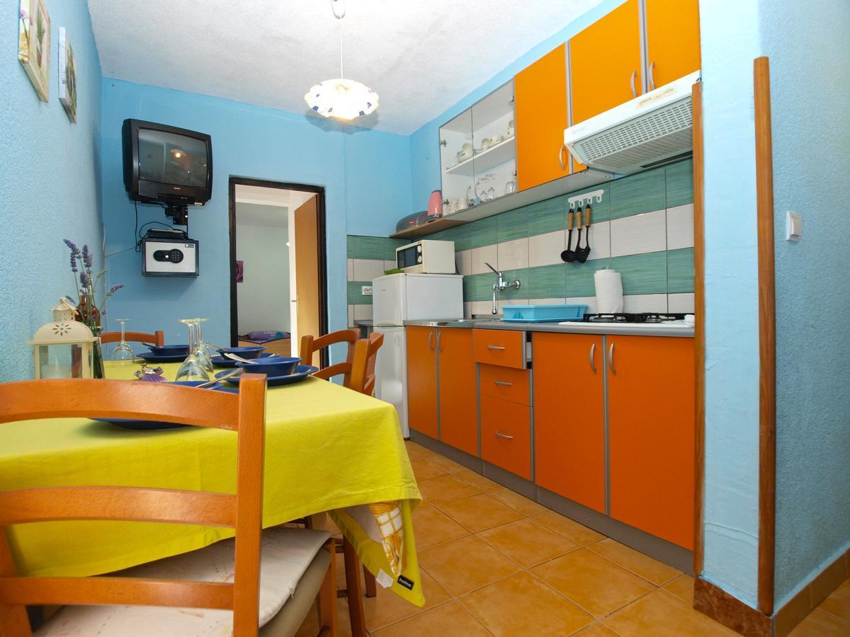 Apartments Davor 1676 Баньоле Екстериор снимка