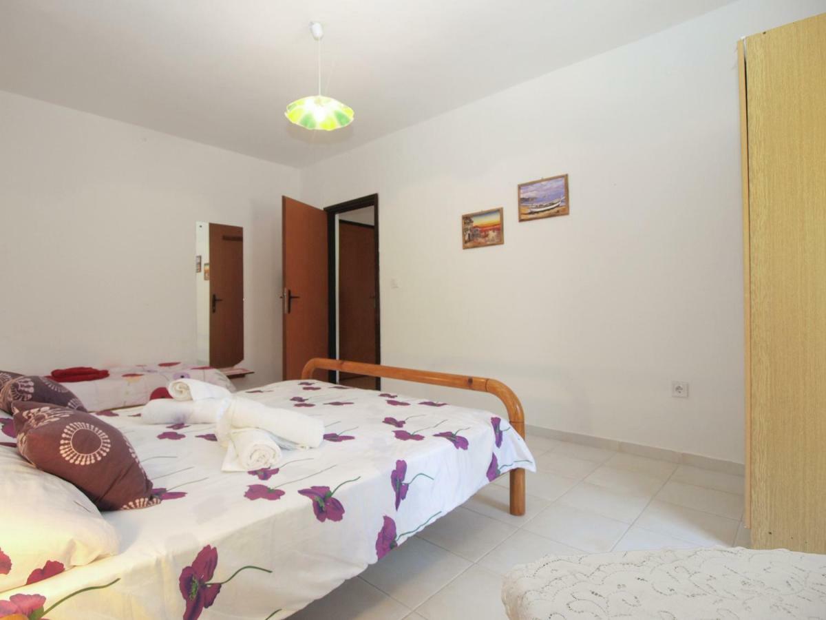 Apartments Davor 1676 Баньоле Екстериор снимка